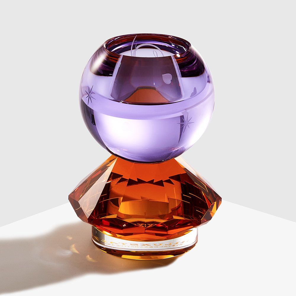 El encanto de los tarros de cristal con bolas: una fusión de elegancia y funcionalidad