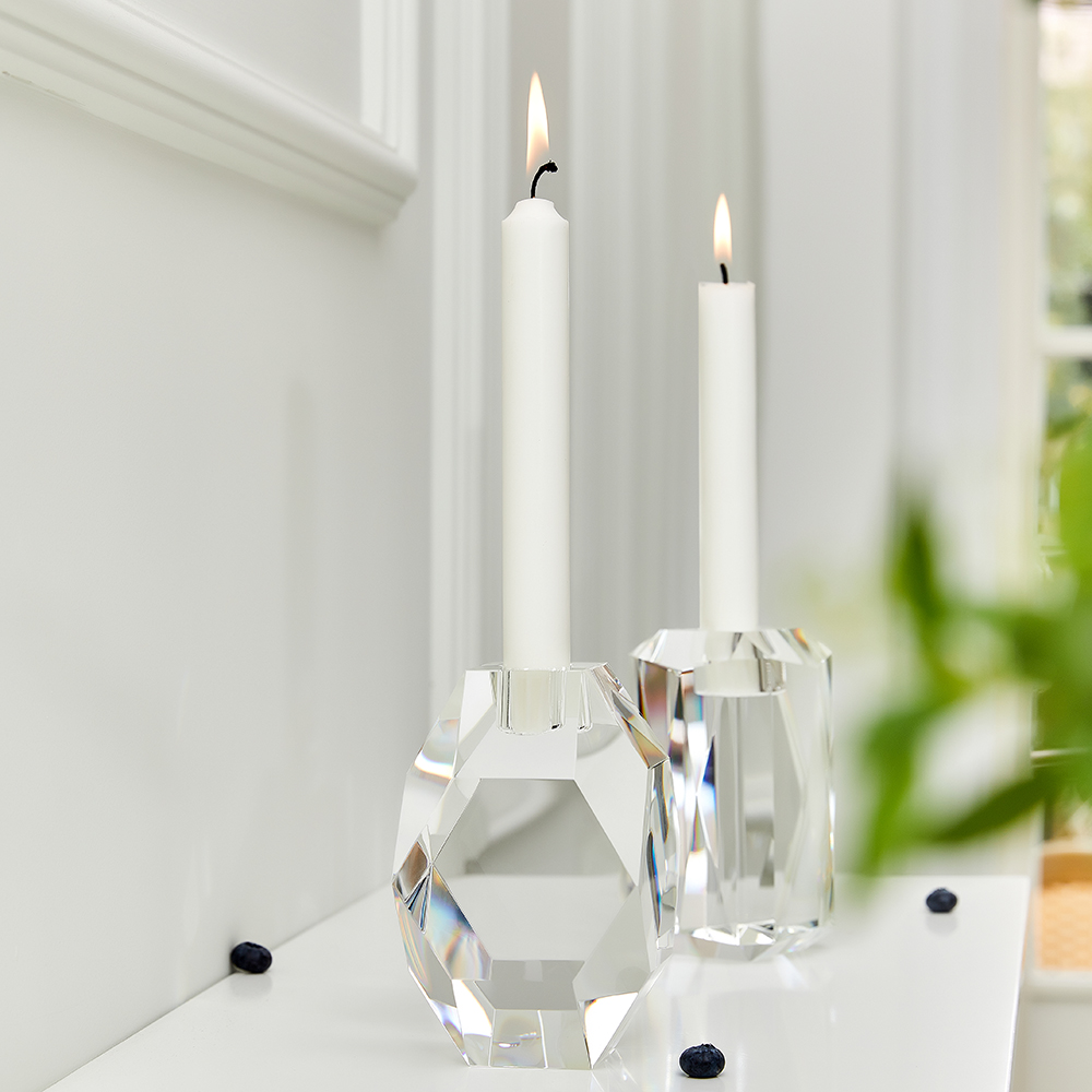 Elegante candelabro de cristal